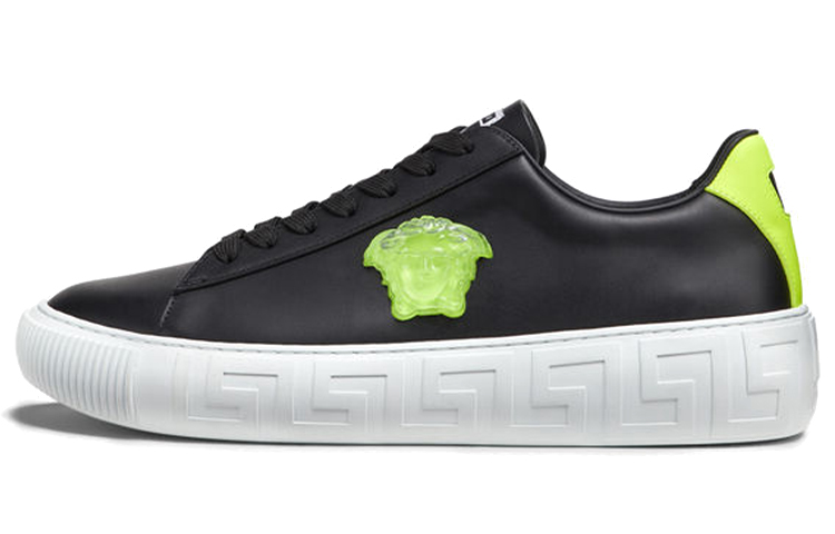 Buy ヴェルサーチ グレカ スニーカー (緑/黒) DSU8404-1A00816-2B190