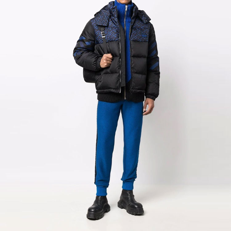 Lookbook VERSACE Greek Pattern Joggers Blue Track Pants 1003616-1A02223-1U820