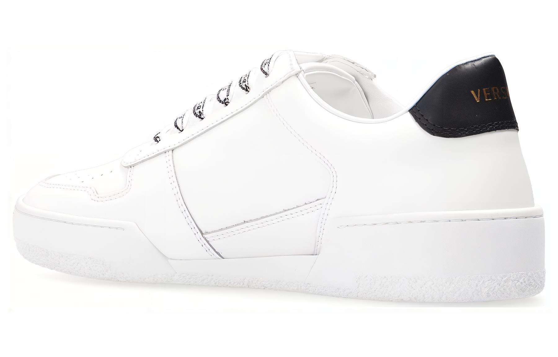 Shop 范思哲 Ilus 运动鞋 '白色' DSU7843-DV22G-D0141