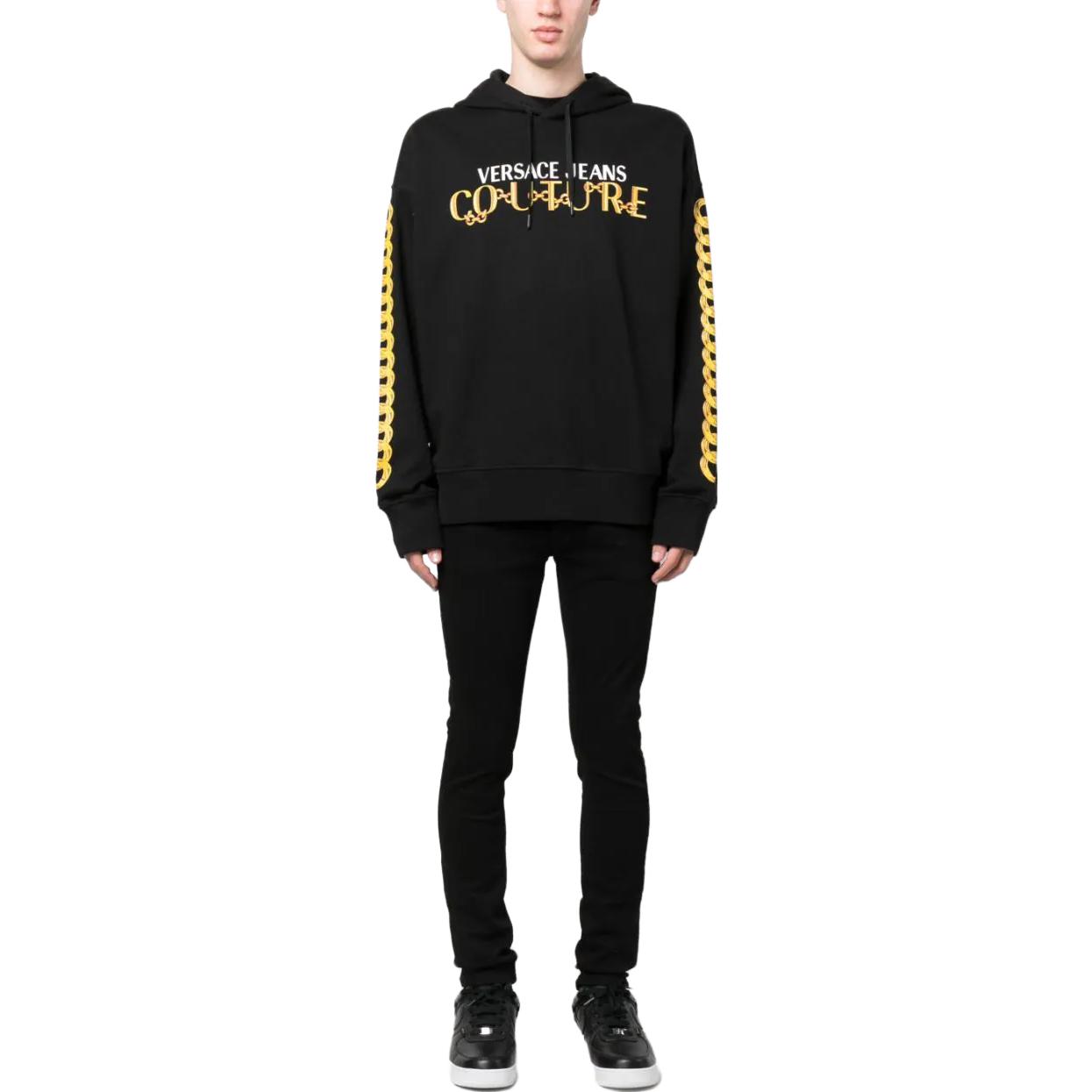 Lookbook Sudadera con Capucha Negra Estampado Alfabeto VERSACE JEANS. 75GAIF01CF00F