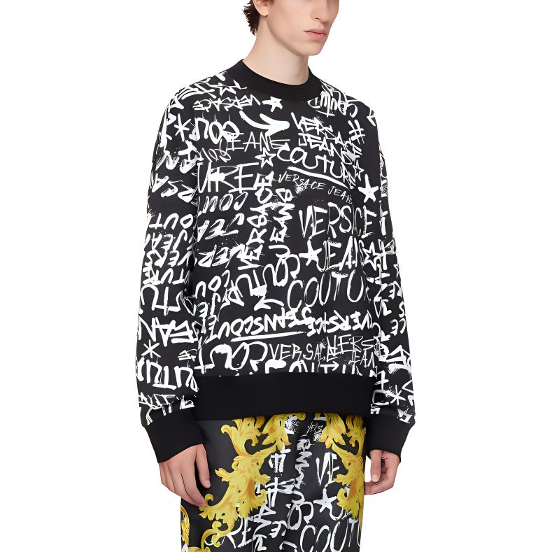 VERSACE JEANS  Black All-Over Logo Print Crewneck Sweatshirt. E75GAI3O-0EFS093-E899 圖 4