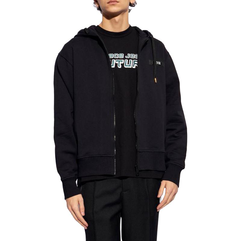 Shop CHAQUETA CON CREMALLERA VERSACE JEANS NEGRA DISEÑO DE LETRAS. 76GAIE05-CF00E-899