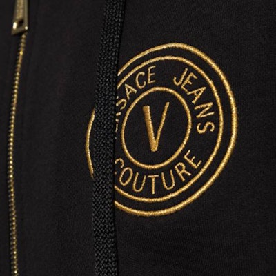 VERSACE JEANS COUTURE Black Hoodie Jacket with Logo Embroidery Zip-up. 77GAIT00-CF00T-G89 Sizing VERSACE JEANS COUTURE Black Hoodie Jacket with Logo Embroidery Zip-up. 77GAIT00-CF00T-G89