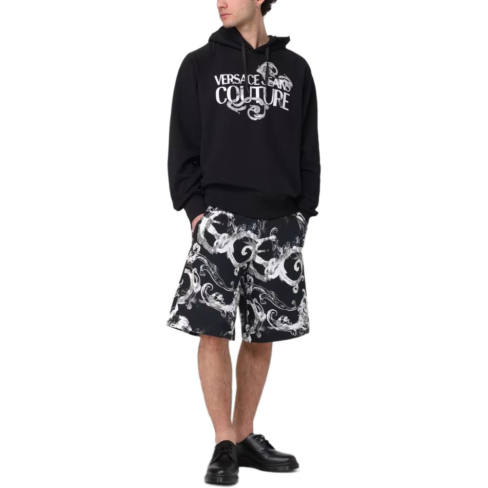 Shop 베르사체 진스 쿠튀르 블랙 로고 레터링 프린트 후디. 76GAIG00CF01G-899