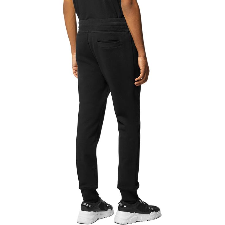 Shop 베르사체 진스 쿠튀르 블랙 로고 조거 드로스트링 팬츠 76GAAE05-CF00E-899