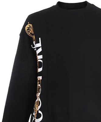 VERSACE JEANS COUTURE 黑色不對稱刺繡標誌運動衫 B7GVB7TI-30318-K42 Sizing VERSACE JEANS COUTURE 黑色不對稱刺繡標誌運動衫 B7GVB7TI-30318-K42