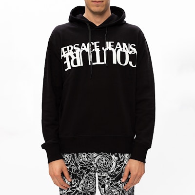 VERSACE JEANS COUTURE 黑色字母印花長袖衛衣 B7GZA7KH-30328-899 Purchase VERSACE JEANS COUTURE 黑色字母印花長袖衛衣 B7GZA7KH-30328-899