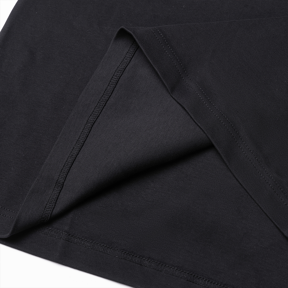 Purchase VERSACE JEANS COUTURE T-Shirt Hitam Logo Cetakan Longgar SS22. 72GAHT07-CJ02O-899