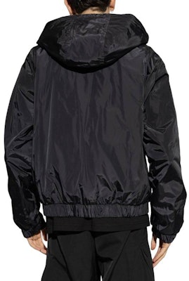 ヴェルサーチ ジーンズ クチュール メンズ リバーシブル フード付き ブラック ダウンジャケット 77GAUD16-CQD53-L01 Sizing ヴェルサーチ ジーンズ クチュール メンズ リバーシブル フード付き ブラック ダウンジャケット 77GAUD16-CQD53-L01