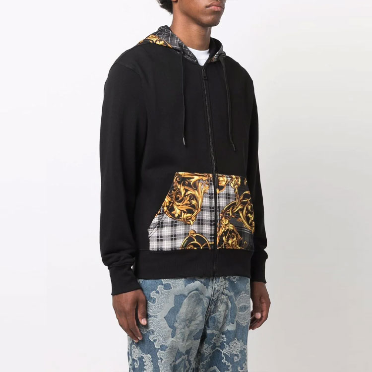Shop ヴェルサーチ ジーンズ クチュール FW21 バロックプリント フーディージャケット ブラック 71GAI3Z7-F0002-899
