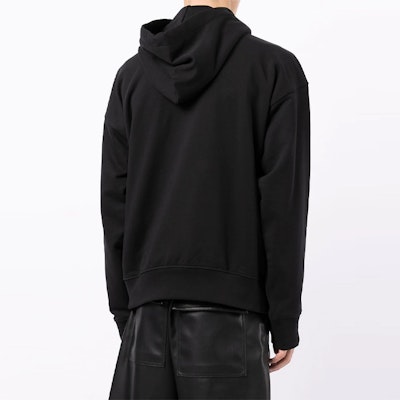 ヴェルサーチ ジーンズ クチュール FW21 レタープリント ルーズフィット フーディー ブラック 71GAIP04C-F00P-899 Details for ヴェルサーチ ジーンズ クチュール FW21 レタープリント ルーズフィット フーディー ブラック 71GAIP04C-F00P-899