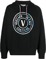VERSACE JEANS COUTURE FW22 Black Hoodie with Letter Logo Print. 73GAIG07-CF00G-899 VERSACE JEANS COUTURE FW22 Black Hoodie with Letter Logo Print. 73GAIG07-CF00G-899