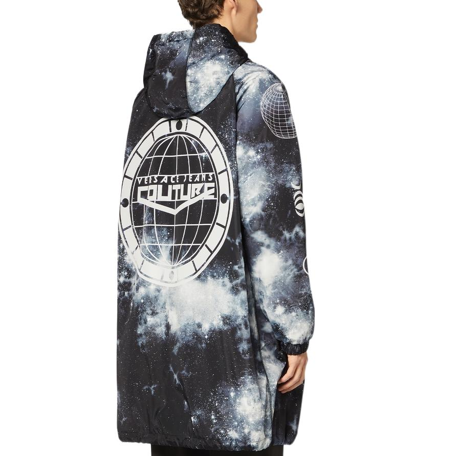 Shop Jaket Hoodie Hitam Versace Jeans Couture FW22 Letter Print. E73GAT402-ECQS34-EM84