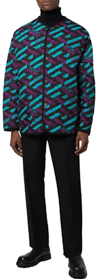 ヴェルサーチ ジーンズ クチュール FW22 ブルー リバーシブル ラ グレカ ロゴ ジャケット 1006663-1A04934-5G320 Lookbook ヴェルサーチ ジーンズ クチュール FW22 ブルー リバーシブル ラ グレカ ロゴ ジャケット 1006663-1A04934-5G320