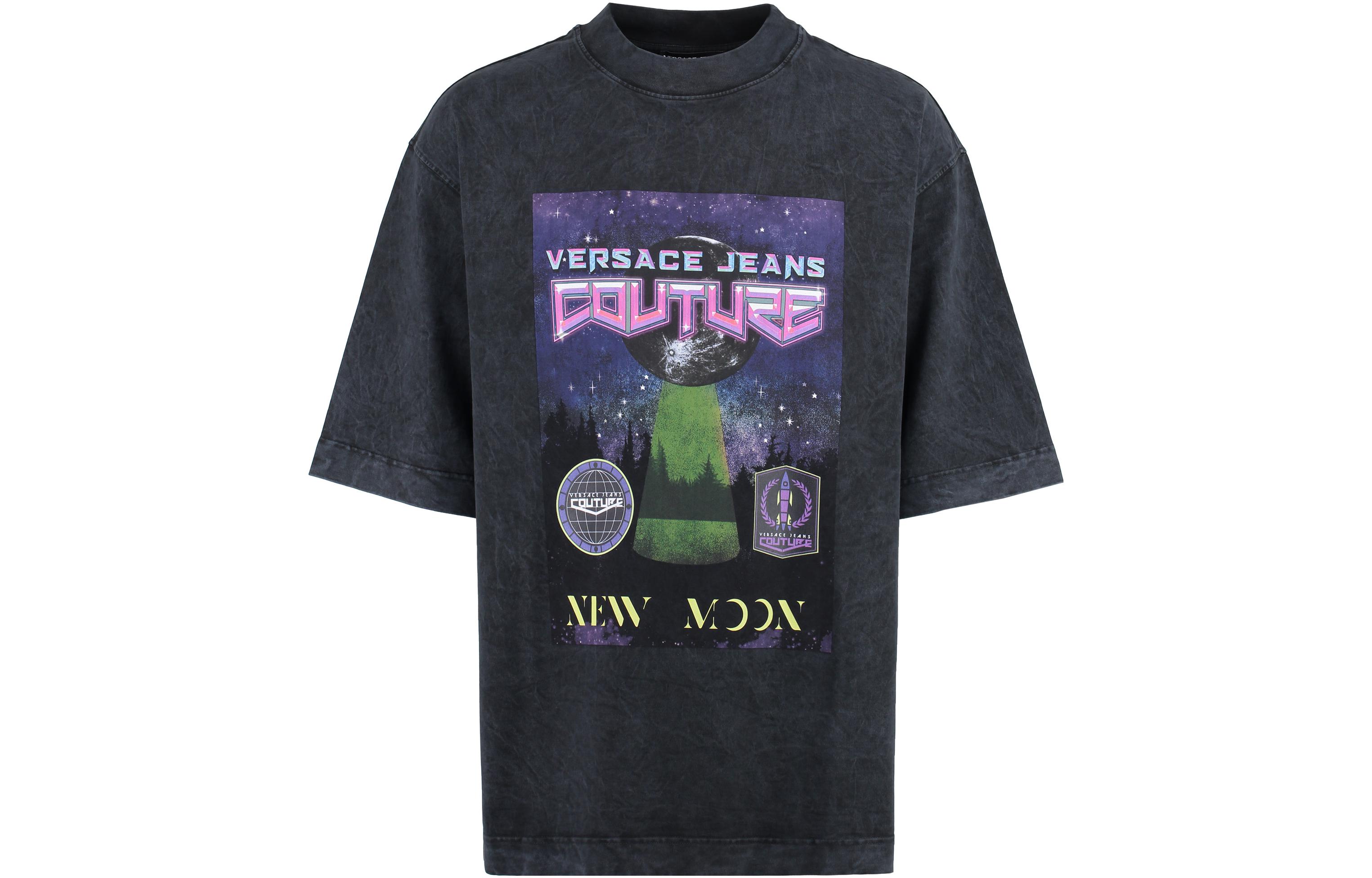 VERSACE JEANS COUTURE FW22 Graphic Print Crewneck T-Shirt Black  Tee 73GAHP09-CJW1P-805