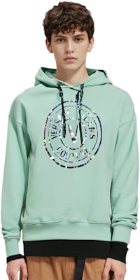 Versace Jeans Couture FW22 Mint Green Logo Print Hoodie Pullover for Men. 73GAIG07-CF00G-132 Lookbook Versace Jeans Couture FW22 Mint Green Logo Print Hoodie Pullover for Men. 73GAIG07-CF00G-132