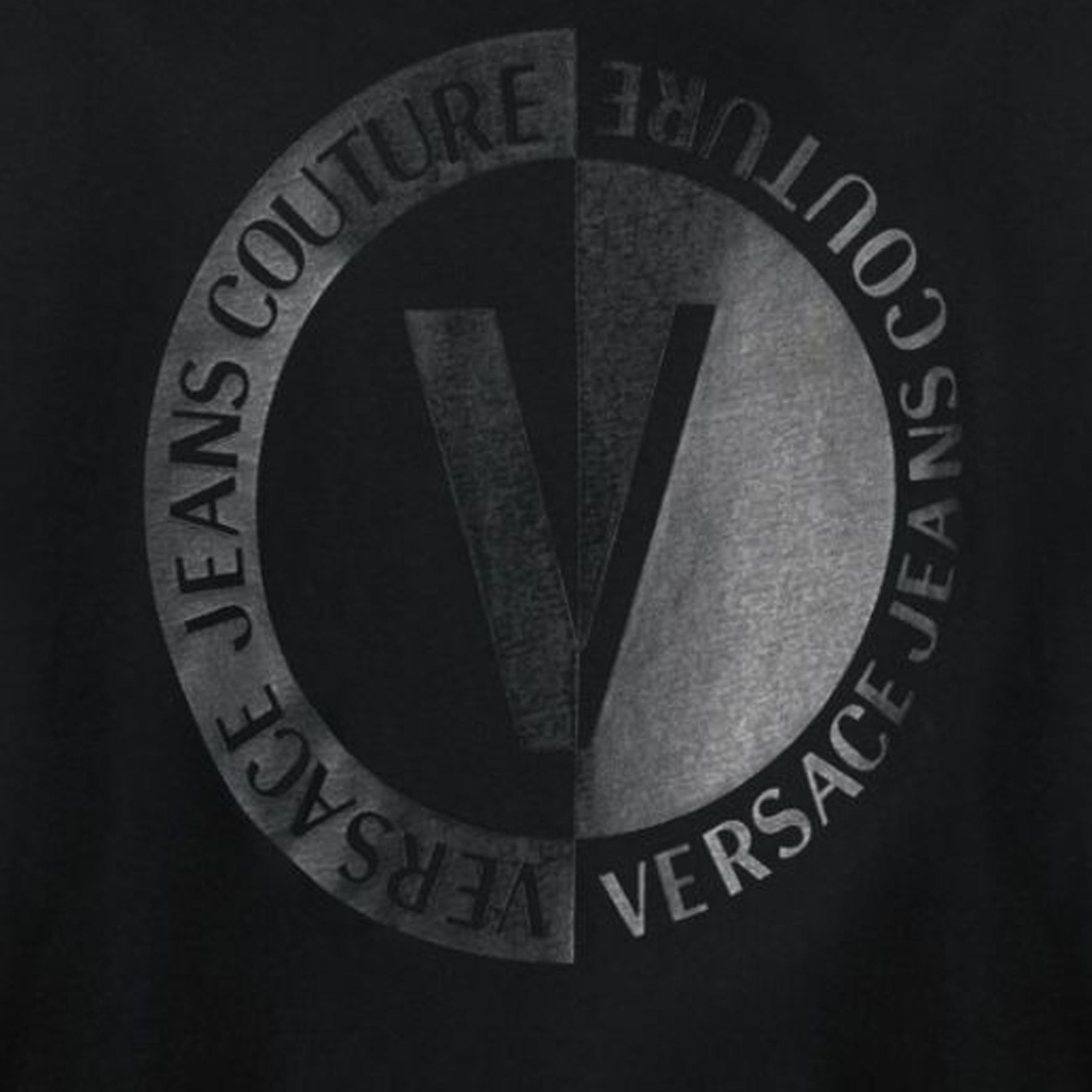 Cheap VERSACE JEANS COUTURE Graphic Print Crewneck T-Shirt Black SS23  Tee. 74GAHI07-CJ00I-899