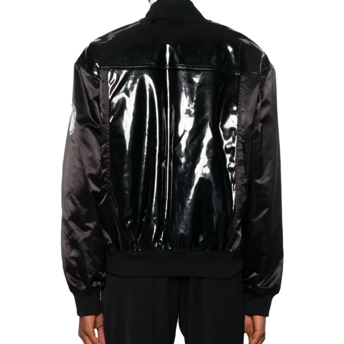 Shop 베르사체 진즈 쿠튀르 패치워크 글로시 봄버 재킷 블랙 75GASD19-CQD23-899