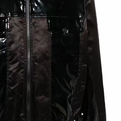 베르사체 진즈 쿠튀르 패치워크 글로시 봄버 재킷 블랙 75GASD19-CQD23-899 Sizing 베르사체 진즈 쿠튀르 패치워크 글로시 봄버 재킷 블랙 75GASD19-CQD23-899