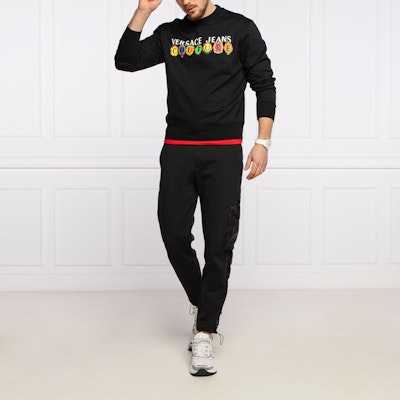 Sudadera Negra de Manga Larga con Estampado de Logo VERSACE JEANS COUTURE SS21 B7GWA7PC-30456-899 Purchase Sudadera Negra de Manga Larga con Estampado de Logo VERSACE JEANS COUTURE SS21 B7GWA7PC-30456-899
