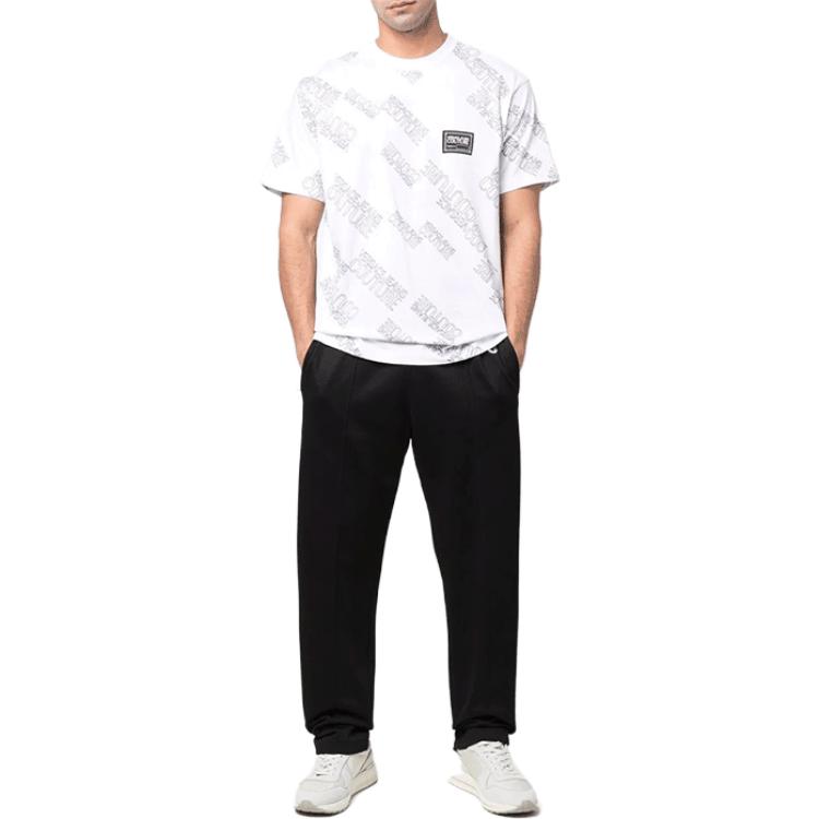 Lookbook VERSACE JEANS COUTURE SS22 Baju-T Cetakan Logo Putih. 72GAH6R3-JS043-003