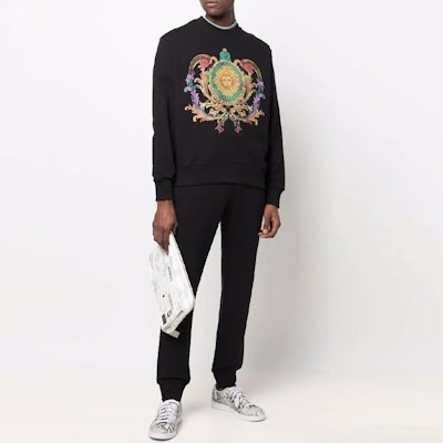 VERSACE JEANS COUTURE SS22 標誌印花黑色長袖男士衛衣 72GAIF0-2CF01F-899 Lookbook VERSACE JEANS COUTURE SS22 標誌印花黑色長袖男士衛衣 72GAIF0-2CF01F-899