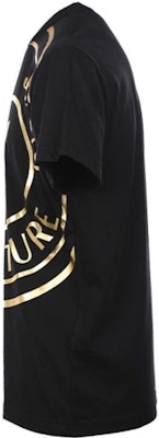 Camiseta Negra VERSACE JEANS COUTURE SS22 con Logo Metálico. 72GAHT16-CJ00O-G89 Shop Camiseta Negra VERSACE JEANS COUTURE SS22 con Logo Metálico. 72GAHT16-CJ00O-G89