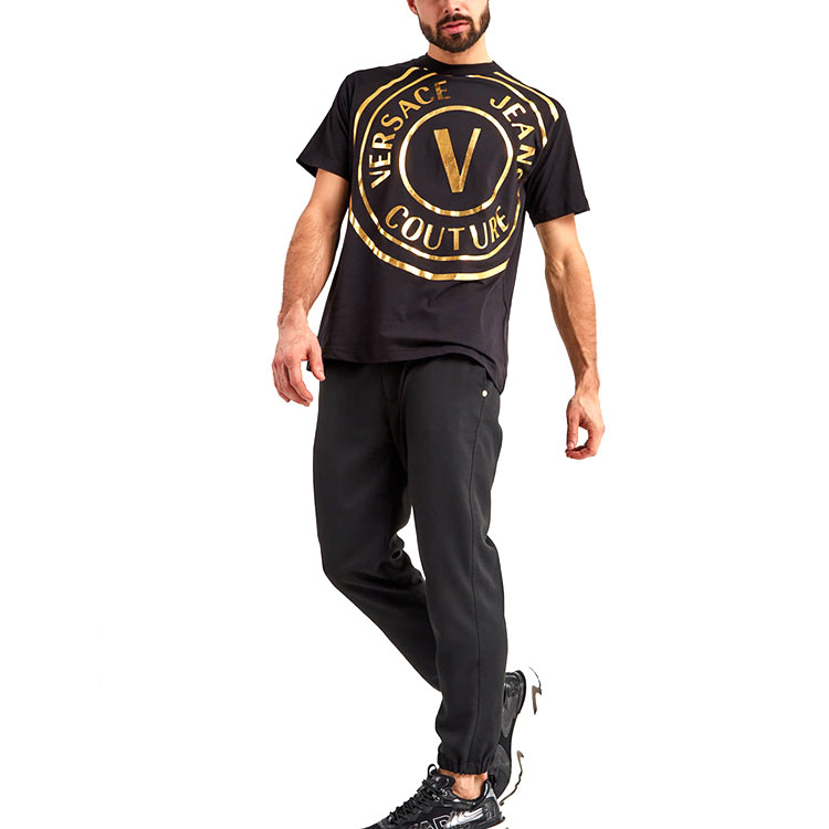Details for Camiseta Negra VERSACE JEANS COUTURE SS22 con Logo Metálico. 72GAHT16-CJ00O-G89
