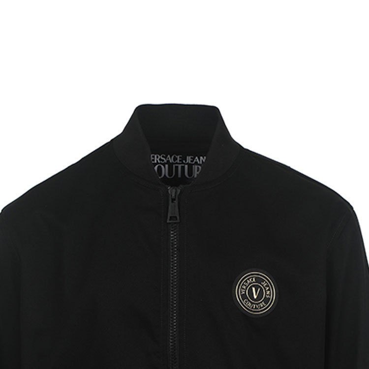Sizing VERSACE JEANS COUTURE SS23 Black Letter Logo Print Baseball Jacket Men. 74GAS415-N0014-899
