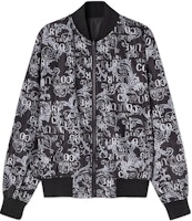 VERSACE JEANS COUTURE SS23 Logo All-Over Reversible Jacket Black Men’s. E74GASD17-ECQS51-E801 VERSACE JEANS COUTURE SS23 Logo All-Over Reversible Jacket Black Men’s. E74GASD17-ECQS51-E801