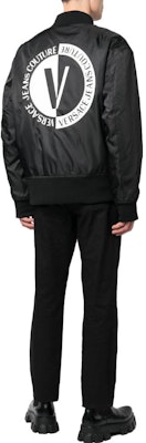 VERSACE JEANS COUTURE SS23 Logo Print Black Bomber Jacket Men’s Long Sleeve 74GASD10-CQD20-899 Details for VERSACE JEANS COUTURE SS23 Logo Print Black Bomber Jacket Men’s Long Sleeve 74GASD10-CQD20-899