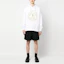 Lookbook 베르사체 진스 쿠튀르 SS23 로고 프린트 화이트 캐주얼 스웻셔츠. 74GAIT05-CF01T-G03