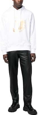 VERSACE JEANS COUTURE SS23 White Logo Print Casual Sweatshirt for Men. 74GAIT10-CF01T-G03 Lookbook VERSACE JEANS COUTURE SS23 White Logo Print Casual Sweatshirt for Men. 74GAIT10-CF01T-G03