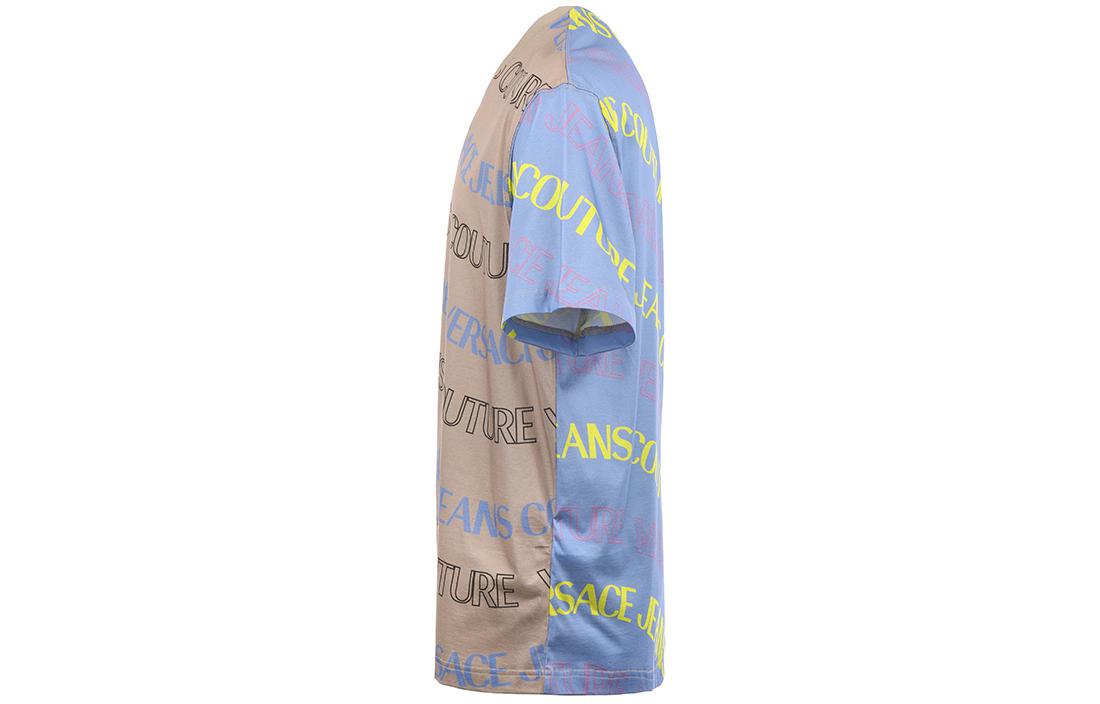 Shop ヴェルサーチ ジーンズ クチュール SS24 総柄 ロゴ ルーズ Tシャツ メンズ ライトブラウン 76GAH6L1-JS296-750