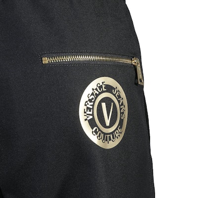 VERSACE JEANS COUTURE SS24 Logo Badge Printed Lace-Up Black Pants 76GAA100-N0309-899 Sizing VERSACE JEANS COUTURE SS24 Logo Badge Printed Lace-Up Black Pants 76GAA100-N0309-899