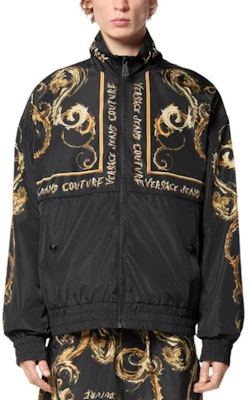 VERSACE JEANS COUTURE SS24 男士黑色高領印花防風外套。 E77GAS411-ECQD49-EG89 Shop VERSACE JEANS COUTURE SS24 男士黑色高領印花防風外套。 E77GAS411-ECQD49-EG89
