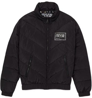 ヴェルサーチ ジーンズ FW22 ブラック ダウン パファージャケット E73GAU4D4-ECQ01D-E899 Order ヴェルサーチ ジーンズ FW22 ブラック ダウン パファージャケット E73GAU4D4-ECQ01D-E899