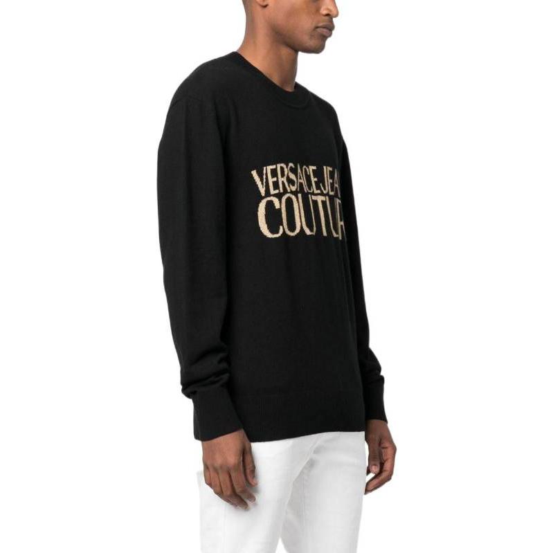 Lookbook VERSACE JEANS SS23  Black Letter Logo Print Crewneck Sweater. 74GAFM01-CM06H-K42