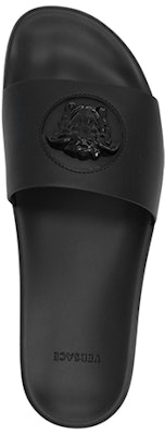 Versace La Medusa Selipar 'Hitam' 1001184-DV46G-1B090 Lookbook Versace La Medusa Selipar 'Hitam' 1001184-DV46G-1B090