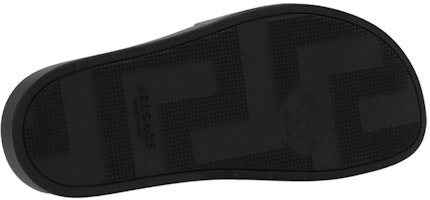 范思哲La Medusa黑色拖鞋 1001184-DV46G-1B090 Shop 范思哲La Medusa黑色拖鞋 1001184-DV46G-1B090