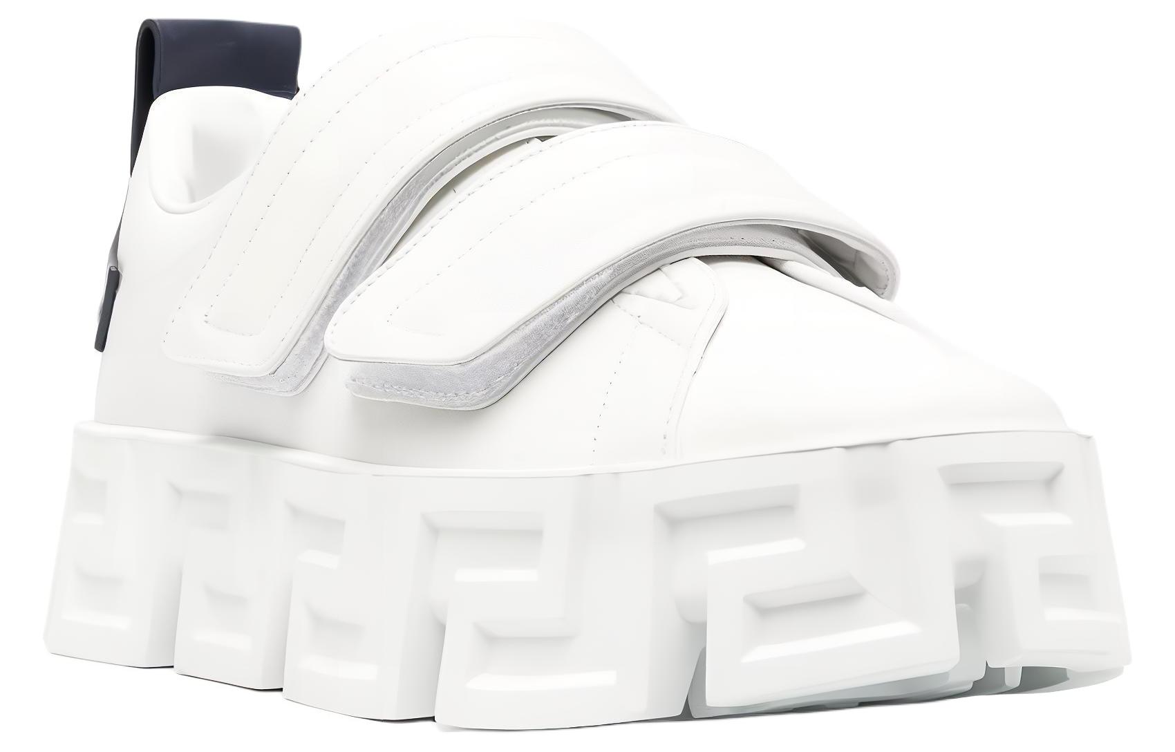 Lookbook Sneakers Versace in Pelle Bassa Punta Tonda Stringata ''Blu Navy'' 1009741-1A02500_2W30B