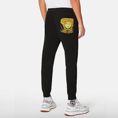 范思哲字母印花弹力腰针织长裤 男士黑色 A89403-A231242-A1008 Purchase 范思哲字母印花弹力腰针织长裤 男士黑色 A89403-A231242-A1008