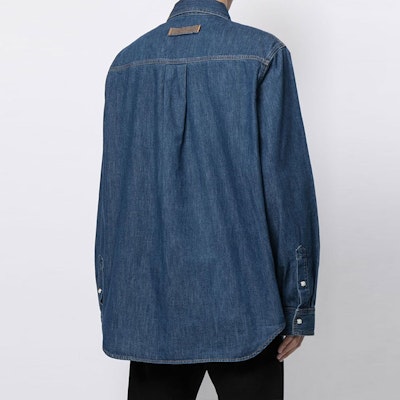 VERSACE Baju Denim Lengan Panjang Unisex Biru dengan Logo Sulaman A894181-F01111-1D030 Details for VERSACE Baju Denim Lengan Panjang Unisex Biru dengan Logo Sulaman A894181-F01111-1D030