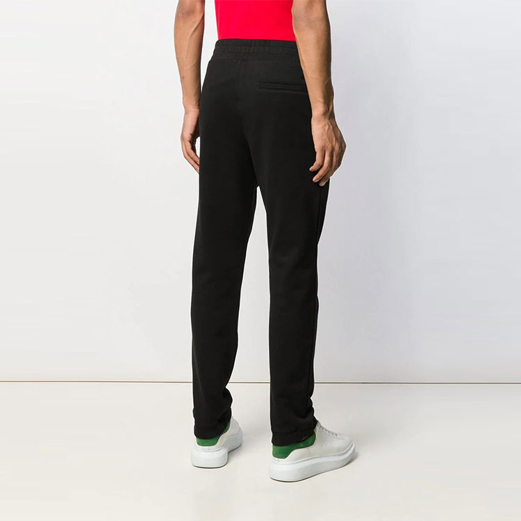 Shop VERSACE 标志心形刺绣针织休闲裤 黑色 A83122-A228146-A008