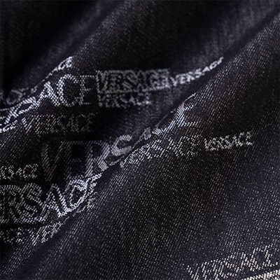 VERSACE 徽標提花水洗丹寧長褲 男 黑色 A81832-1A00615_2D180 Details for VERSACE 徽標提花水洗丹寧長褲 男 黑色 A81832-1A00615_2D180