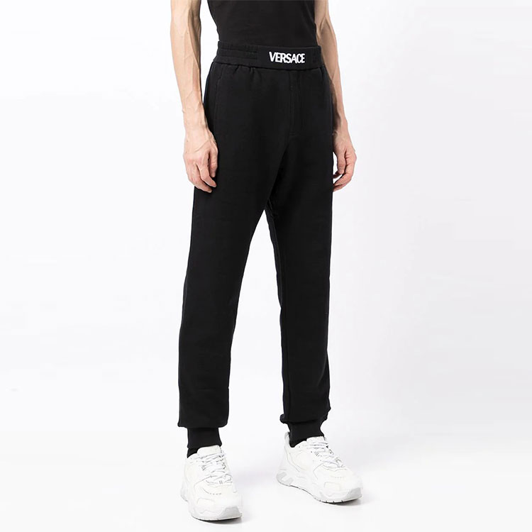 Shop VERSACE 徽標針織運動長褲 黑色 1002484-1A01446-1B000