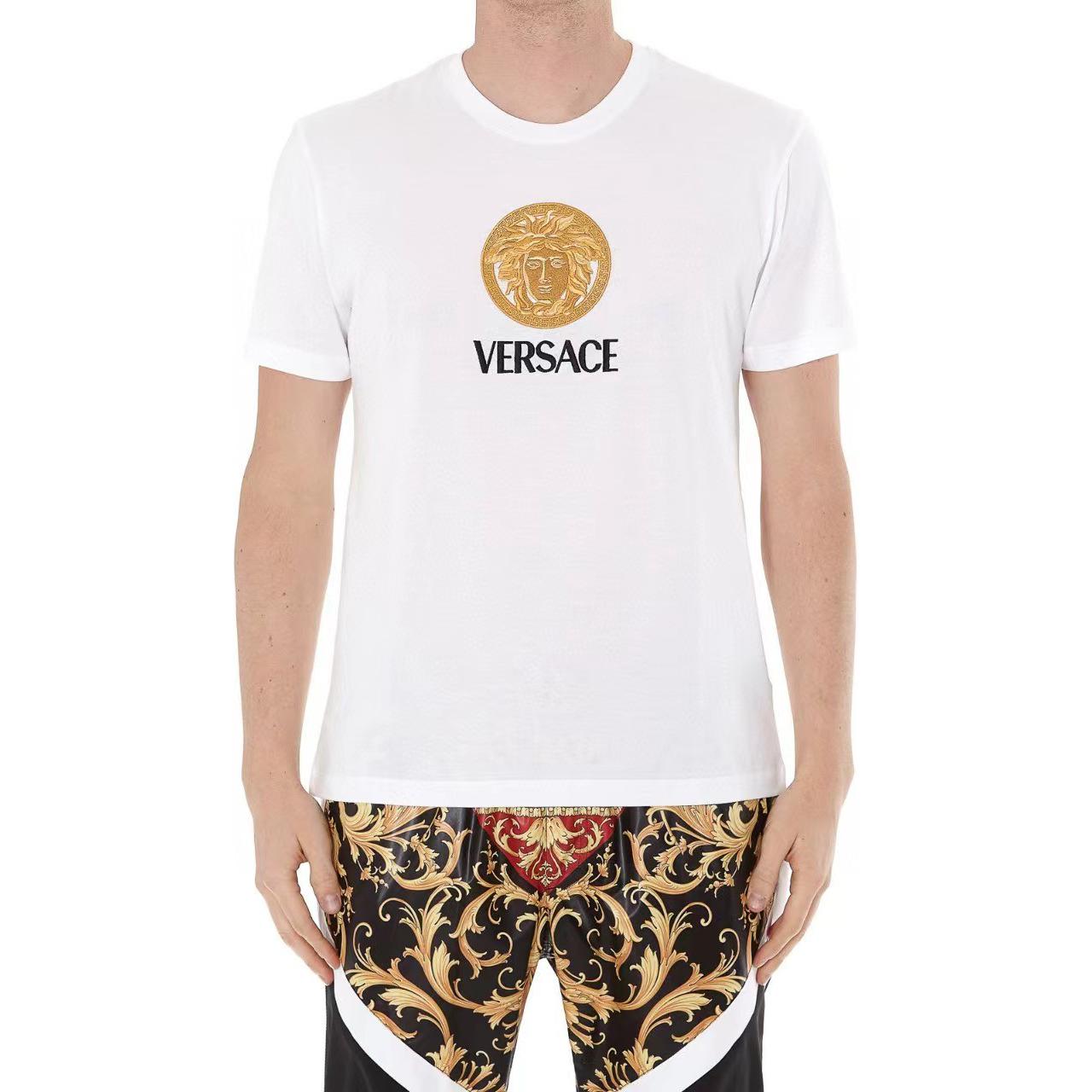 VERSACE Logo Print Crew Neck Short Sleeve T-Shirt  White A86239 A22806 A1001 圖 3