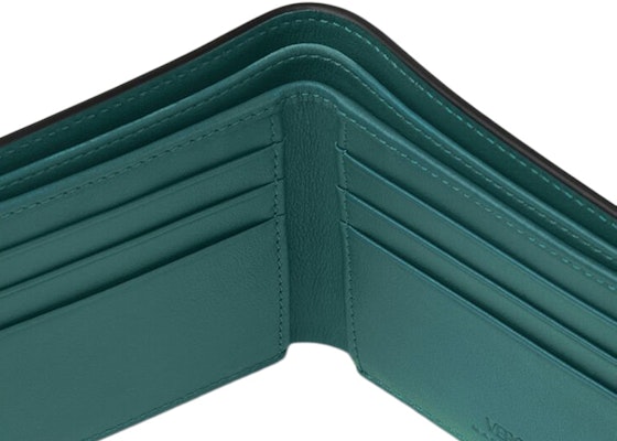 Versace Medusa Biggie (6 Card Slot 2 Cash Compartments) Wallet Green/Gold Order Versace Medusa Biggie (6 Card Slot 2 Cash Compartments) Wallet Green/Gold