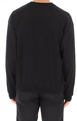 Versace Medusa Crewneck Sweatshirt Hitam Bordir A89395-A231242-A1008 Sizing Versace Medusa Crewneck Sweatshirt Hitam Bordir A89395-A231242-A1008