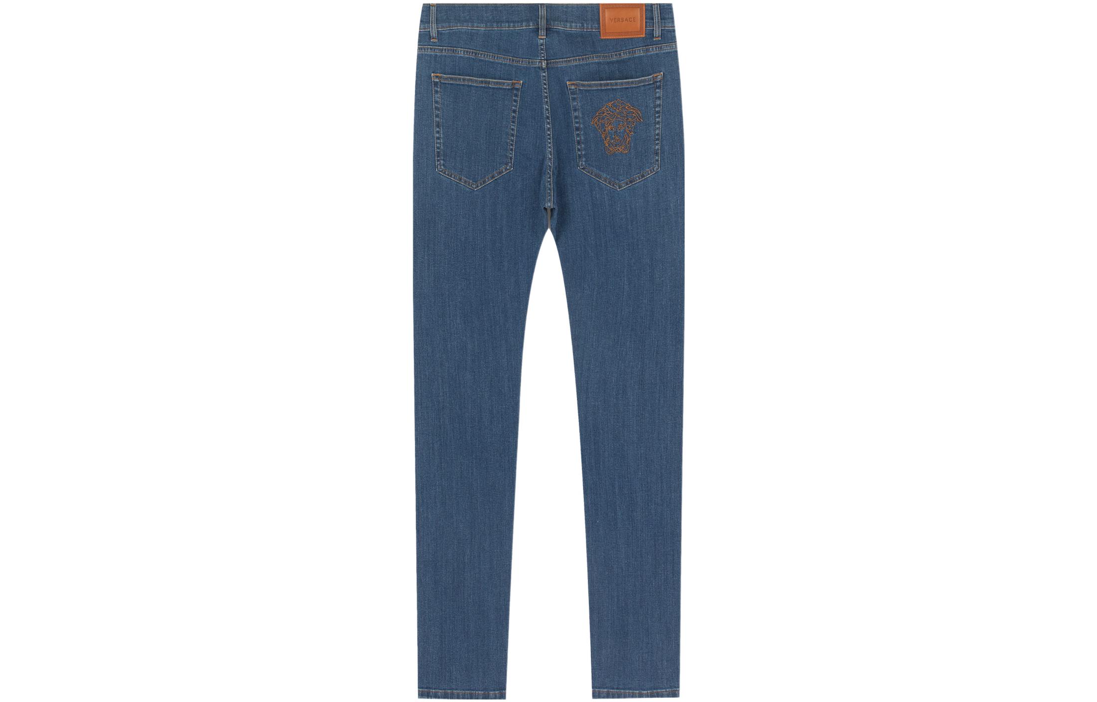 Lookbook VERSACE Jeans Lurus Bordir Medusa Pria Biru A84998S-A231671-A816
